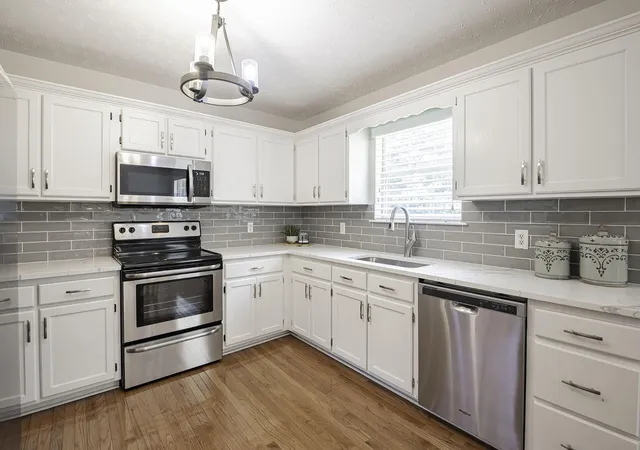 2nd image of 22 W Sims, Ringgold, GA 30736 | MLS# 1540422