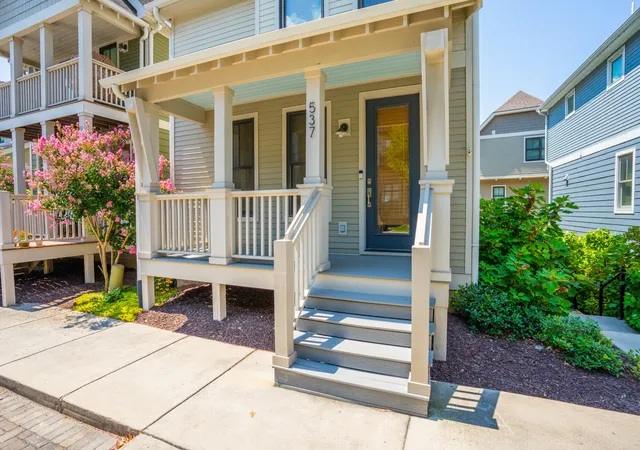 Photo 2 of Single family home for sale at 537 Mariner Way, Chattanooga, TN 37402 | MLS# 1540605 | Listing updated on 2026-08-12