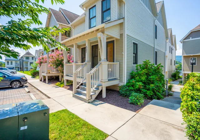 Photo 4 of Single family home for sale at 537 Mariner Way, Chattanooga, TN 37402 | MLS# 1540605 | Listing updated on 2026-08-12