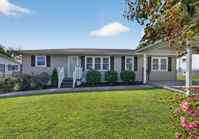 2nd image of 12 Talley Cir, Fort Oglethorpe, GA 30742 | MLS# 1540708