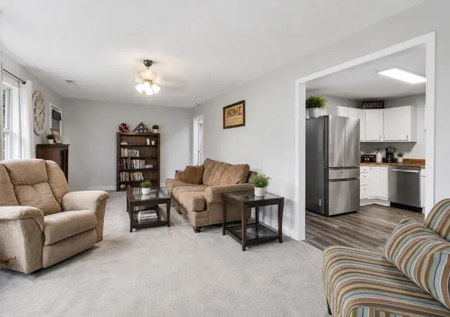 Photo 3 of Single family home for sale at 176 N Case Ave, Trenton, GA 30752 | MLS# 1540521 | Listing updated on 2026-09-14