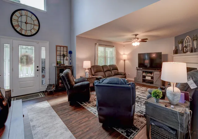 Photo 4 of Single family home for sale at 4010 Banner Crst Dr, Ooltewah, TN 37363 | MLS# 1540483 | Listing updated on 2026-08-31