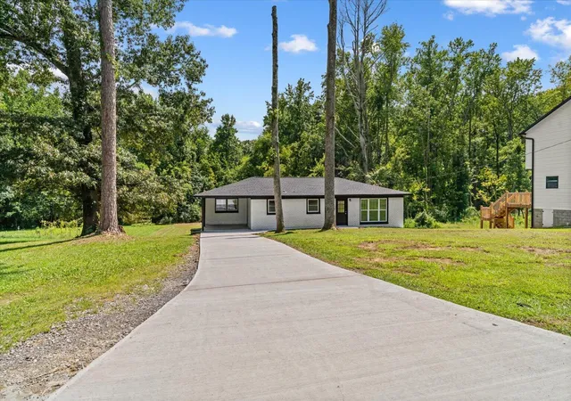 2nd image of 128 Robinhood Wy, Dalton, GA 30720 | MLS# 1540458