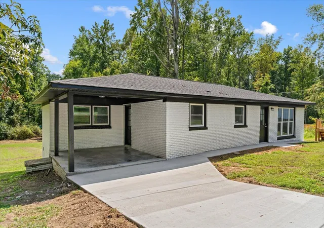 Photo 3 of Single family home for sale at 128 Robinhood Way, Dalton, GA 30720 | MLS# 1540458 | Listing updated on 2026-09-16
