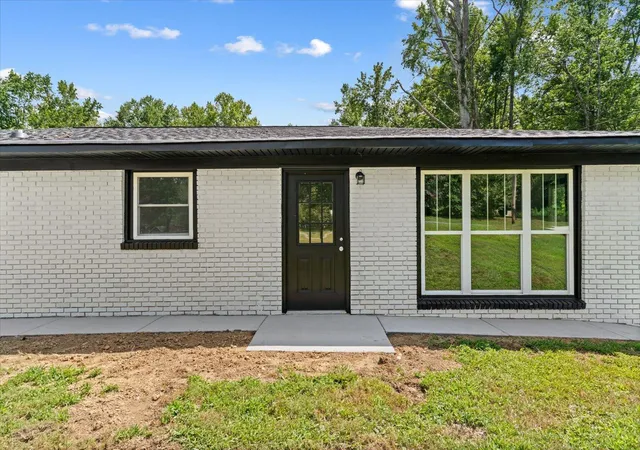 Photo 4 of Single family home for sale at 128 Robinhood Way, Dalton, GA 30720 | MLS# 1540458 | Listing updated on 2026-09-16