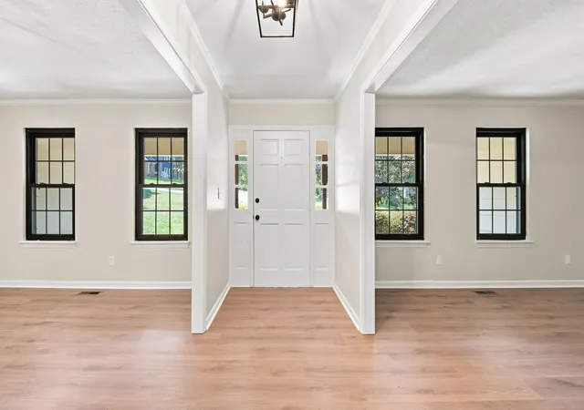 Photo 3 of Single family home for sale at 316 Shadow Pkwy, Chattanooga, TN 37421 | MLS# 1540454 | Listing updated on 2026-09-21