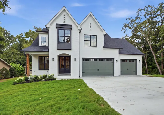 1st image of 6821 Lakeshore Dr, Chattanooga, TN 37416 | MLS# 1540467