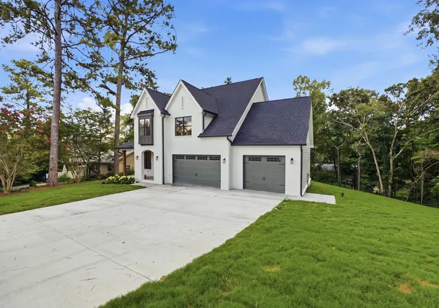 4th image of 6821 Lakeshore Dr, Chattanooga, TN 37416 | MLS# 1540467