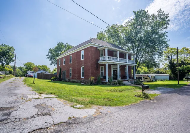51st image of 211 Church St, Stevenson, AL 35772 | MLS# 1540878