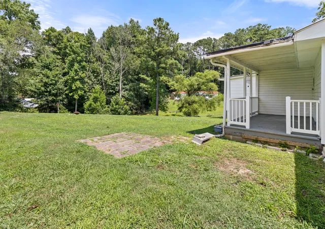 Photo 3 of Sale Pending at 4317 Bass Mchan Dr NE, Dalton, GA 30721 | MLS# 1540481 | Listing updated on 2026-09-06