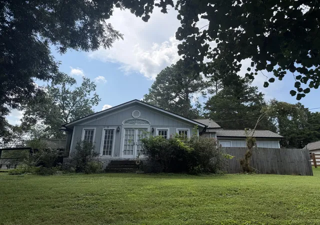 Photo 1 of Single family home for sale at 60 Mountain View Ln, Ringgold, GA 30736 | MLS# 1540487 | Listing updated on 2026-08-10