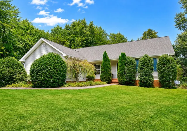 Photo 4 of Sale Pending at 36 Glendale Ct, Trenton, GA 30752 | MLS# 1540488 | Listing updated on 2026-08-12