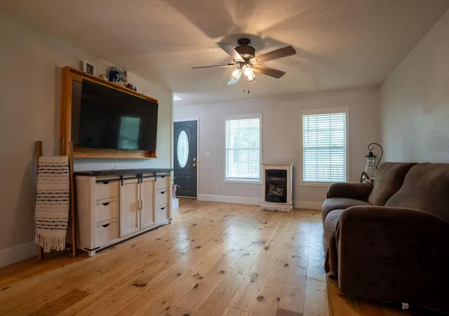 5th image of 2243 County Road 732, Ider, AL 35981 | MLS# 1540618
