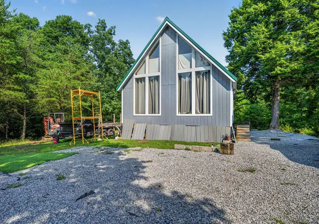 1st image of 244 Hickory Dr, Gruetli Laager, TN 37339 | MLS# 1540624