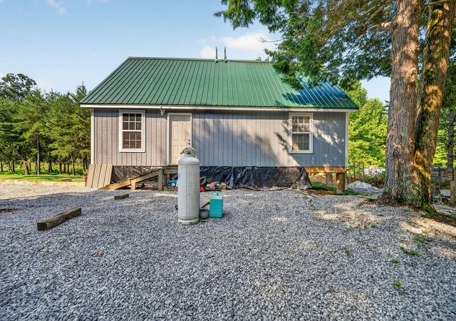Photo 3 of Single family home for sale at 244 Hickory Dr, Gruetli Laager, TN 37339 | MLS# 1540624 | Listing updated on 2026-08-12