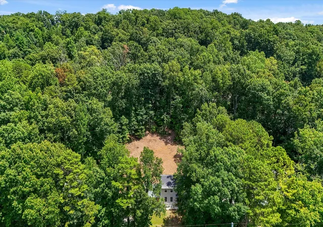Photo 3 of Single family home for sale at 114 N Tibbs Rd, Dalton, GA 30720 | MLS# 1540616 | Listing updated on 2026-08-13