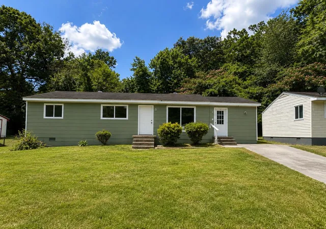1st image of 106 Arlington Ter, Chattanooga, TN 37410 | MLS# 1540769