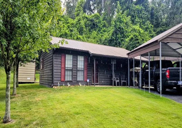 Photo 1 of Sale Pending at 500 Lupton Dr, Chattanooga, TN 37415 | MLS# 1540681 | Listing updated on 2026-08-20