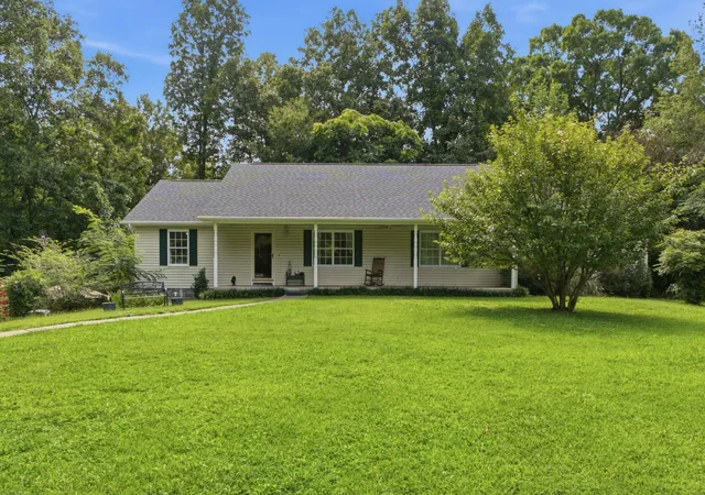 Photo 3 of Single family home for sale at 644 New Summit Hl Rd, Ringgold, GA 30736 | MLS# 1540606 | Listing updated on 2026-09-18