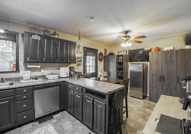 Photo 3 of Single family home for sale at 9141 Westminister Cir Dr, Chattanooga, TN 37416 | MLS# 1540713 | Listing updated on 2026-08-19