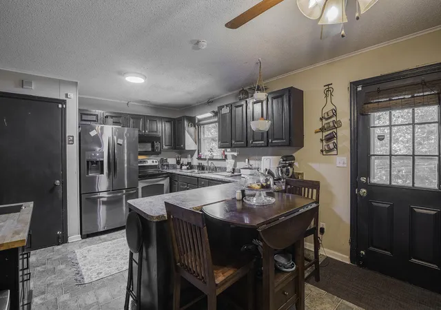 Photo 4 of Single family home for sale at 9141 Westminister Cir Dr, Chattanooga, TN 37416 | MLS# 1540713 | Listing updated on 2026-08-19
