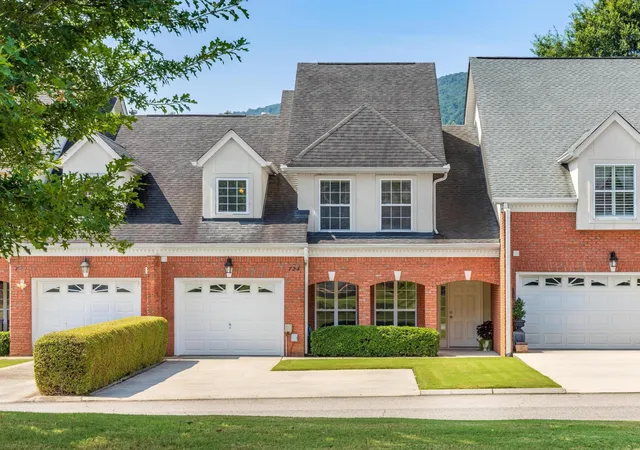 1st image of 724 Outlook Ln, Chattanooga, TN 37419 | MLS# 1540863