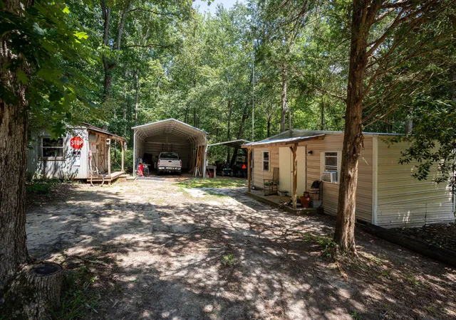 Photo 3 of Single family home for sale at 271 County Rd 806, Flat Rock, AL 35966 | MLS# 1540631 | Listing updated on 2026-10-19