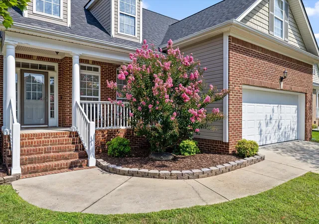 Photo 3 of Sale Pending at 6781 Buckhannon Ln, Hixson, TN 37343 | MLS# 1540787 | Listing updated on 2026-10-04