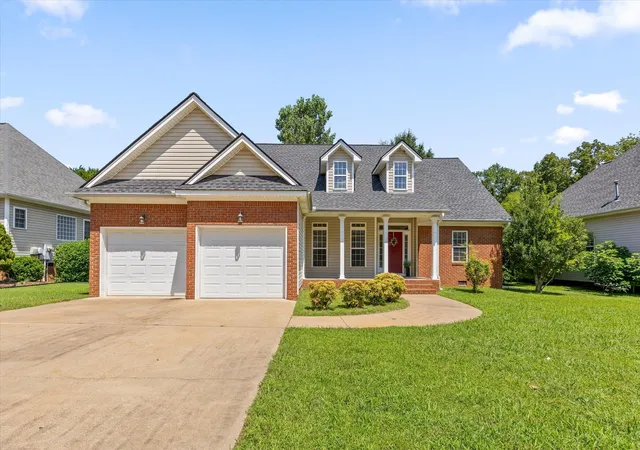 Photo 1 of Single family home for sale at 3423 Coach Dr, Hixson, TN 37343 | MLS# 1541201 | Listing updated on 2026-08-23