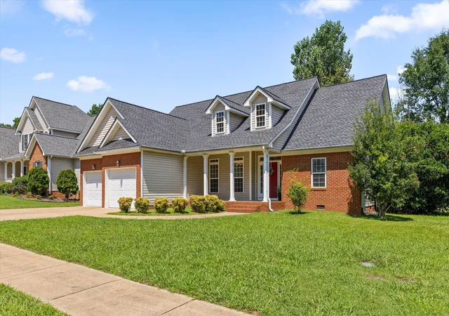 Photo 2 of Single family home for sale at 3423 Coach Dr, Hixson, TN 37343 | MLS# 1541201 | Listing updated on 2026-08-23