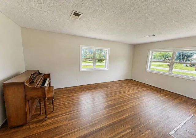 2nd image of 202 Magnolia Ave, Jasper, TN 37347 | MLS# 1540602