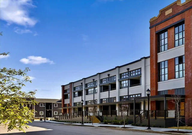 1st image of 2424 E 18th St #24, Chattanooga, TN 37404 | MLS# 1540575