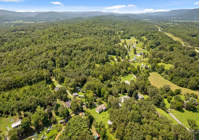 44th image of 205 Ridge Rd, Whitwell, TN 37397 | MLS# 1540742
