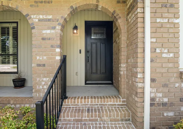 Photo 3 of Single family home for sale at 154 Valleybrook Cir, Hixson, TN 37343 | MLS# 1540613 | Listing updated on 2026-09-02