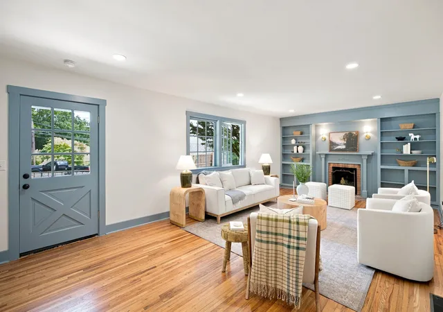 Photo 2 of Sale Pending at 3828 Mission View Ave, Chattanooga, TN 37411 | MLS# 1540744 | Listing updated on 2026-08-20