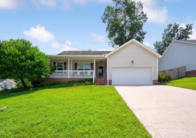 Photo 1 of Sale Pending at 1896 Coffee Tree Ln, Soddy Daisy, TN 37379 | MLS# 1540727 | Listing updated on 2026-08-17