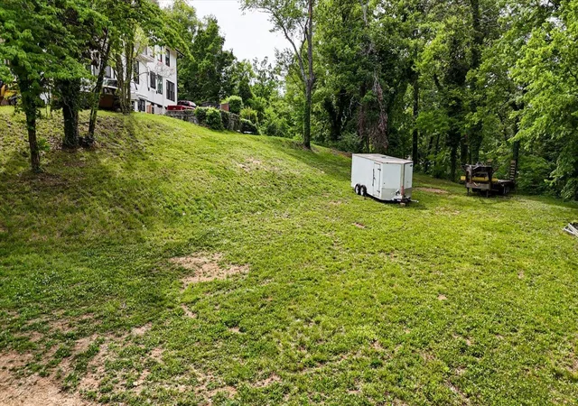 Photo 2 of Land for sale at 1128 Tremont St, Chattanooga, TN 37405 | MLS# 1540648 | Listing updated on 2026-08-12