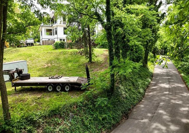 Photo 3 of Land for sale at 1116 Tremont St, Chattanooga, TN 37405 | MLS# 1540652 | Listing updated on 2026-08-12