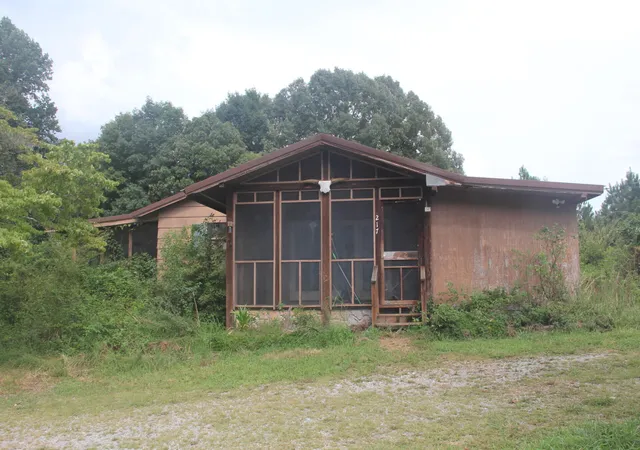 1st image of 217 Gary Ln, Ringgold, GA 30736 | MLS# 1540937