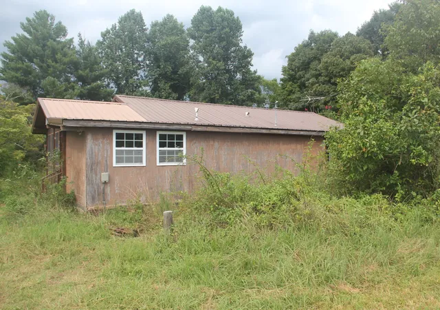 2nd image of 217 Gary Ln, Ringgold, GA 30736 | MLS# 1540937