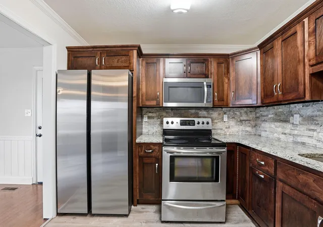 Photo 4 of Sale Pending at 323 Lewis Ln Rd, Cleveland, TN 37312 | MLS# 1540680 | Listing updated on 2026-10-23