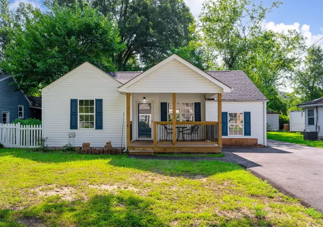 1st image of 1610 Castleberry Ave, Chattanooga, TN 37412 | MLS# 1540853