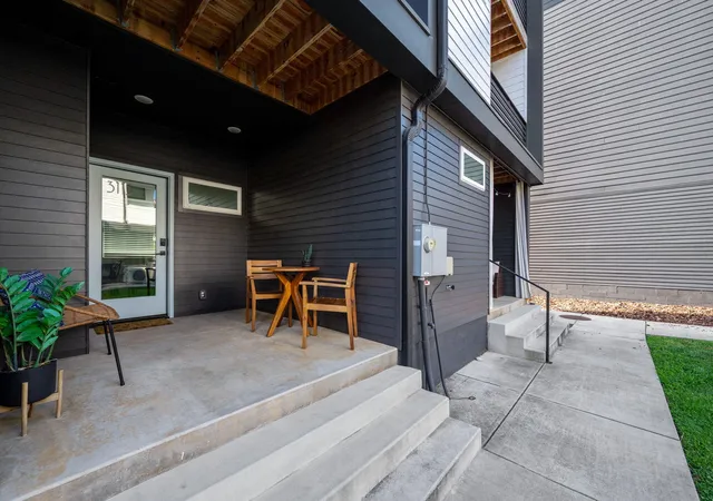 Photo 2 of Townhouse for sale at 3113 Riverwalk Way, Chattanooga, TN 37408 | MLS# 1541000 | Listing updated on 2026-09-15