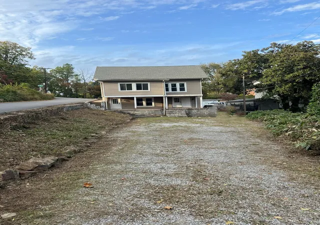 Photo 37 of Single family home for sale at 2 S Crest Rd, Chattanooga, TN 37404 | MLS# 1540734 | Listing updated on 2026-09-04