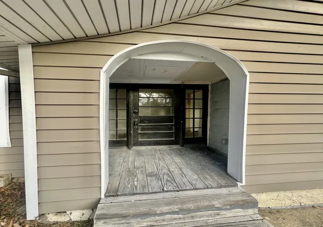 Photo 3 of Single family home for sale at 2 S Crest Rd, Chattanooga, TN 37404 | MLS# 1540734 | Listing updated on 2026-09-24