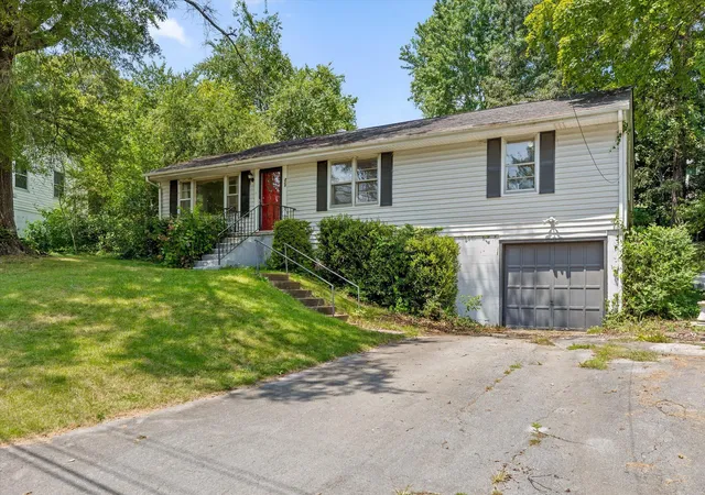 Photo 34 of Sale Pending at 711 Emory Dr, Chattanooga, TN 37415 | MLS# 1540842 | Listing updated on 2026-08-22
