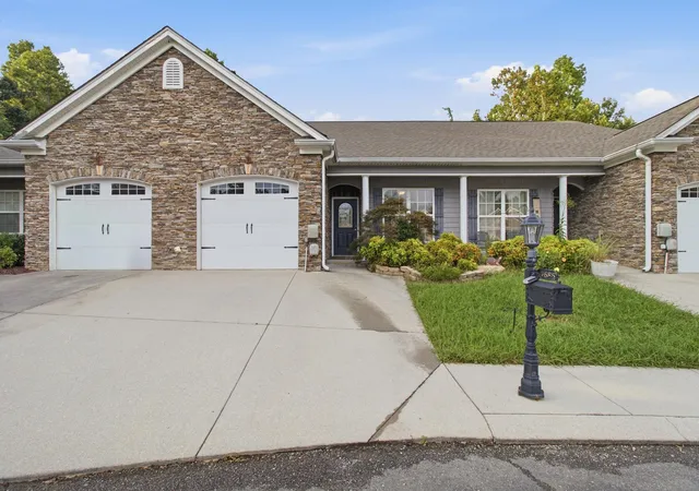 2nd image of 7685 Magnolia Leaf Ln, Chattanooga, TN 37421 | MLS# 1540776