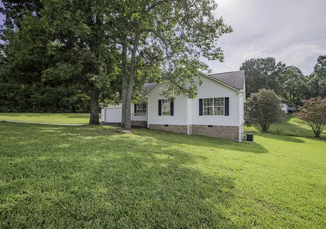 1st image of 19 Melissa Dr, Ringgold, GA 30736 | MLS# 1540900