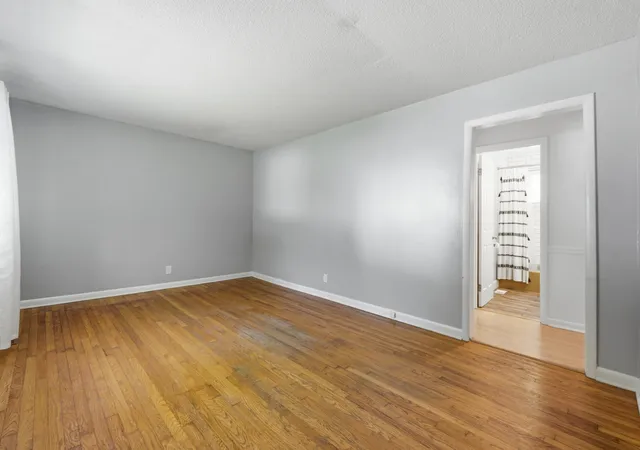 Photo 3 of Sale Pending at 332 Isbill Rd, Chattanooga, TN 37419 | MLS# 1540783 | Listing updated on 2026-08-27