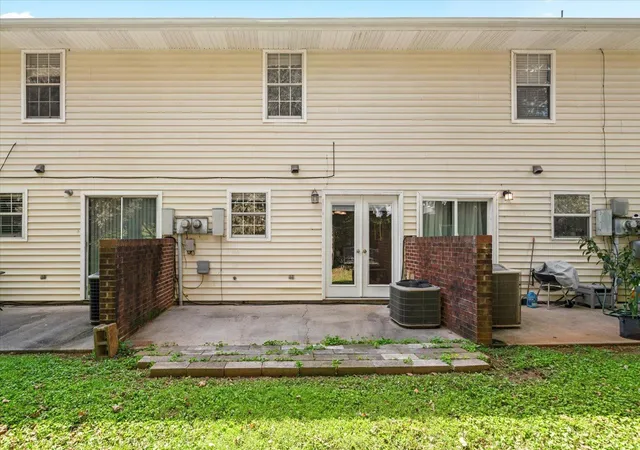 2nd image of 1105 Brookwood Ln, Dalton, GA 30720